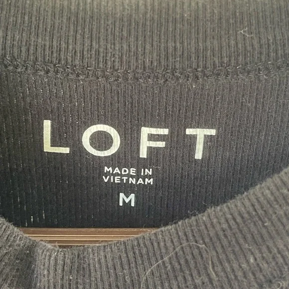 LOFT Women’s Black Tank Top - Picture 3 of 3